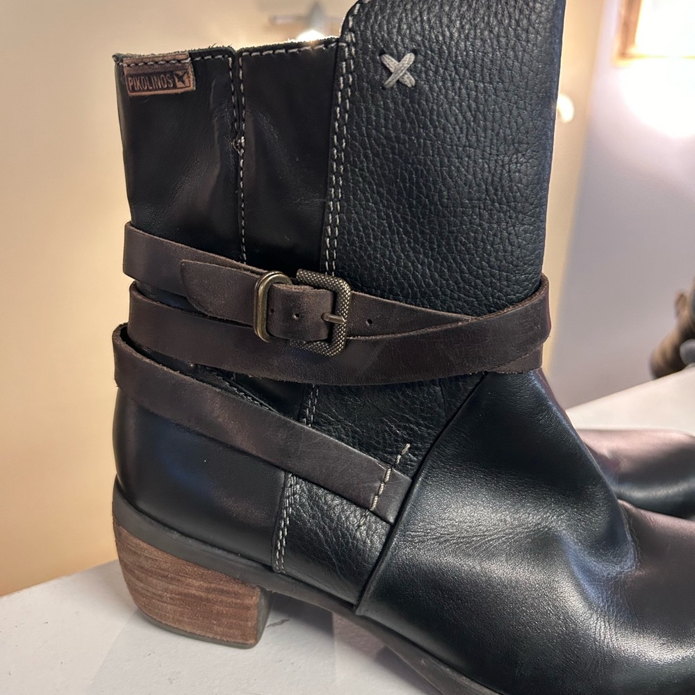 Women’s Pikolinos boots size 6.5 - Picture 2 of 9